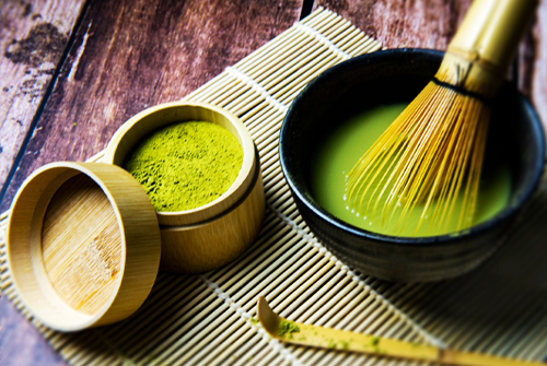 Why green tea has more polyphenols than black/oolong tea