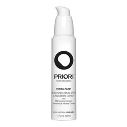 Tetra fx251 - Tinted Sunscreen SPF 55 on white background