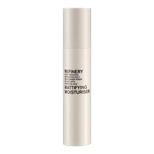 Aromatherapy Associates FOR MEN Refinery Mattifying Moisturiser on white background