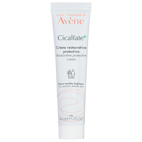 Avene Cicalfate Restorative Cream on white background