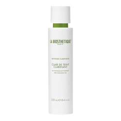 Clair de Teint Clarifiant on white background
