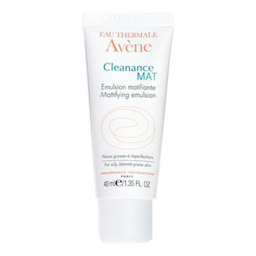 Avene Cleanance Emulsion on white background