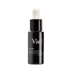 Vita B3 Concentrated Solution on white background