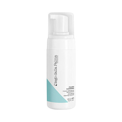 Detoxifying Cleansing Foam on white background