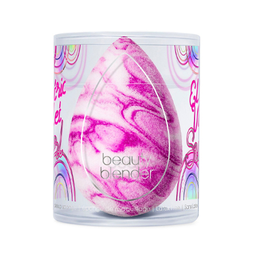 Beautyblender Electric Violet Swirl on white background