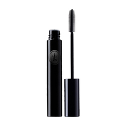 Essential Mascara - 10 Noir Essentiel on white background