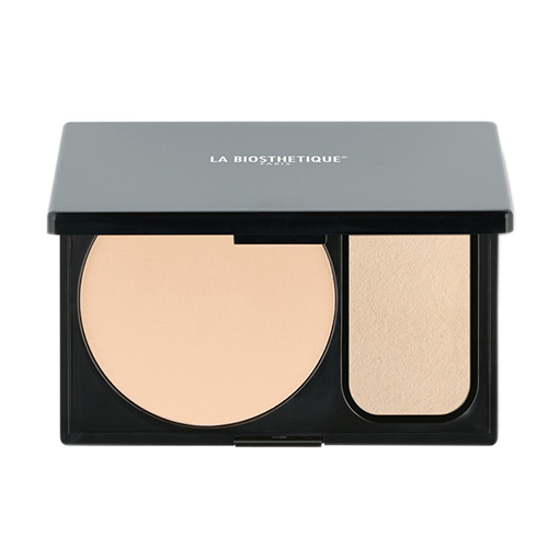 La Biosthetique Extreme Stay Powder 22 - Sand on white background