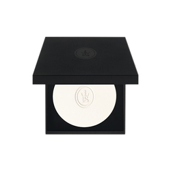 Fixating Compact Powder - Transparent on white background