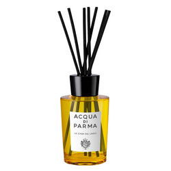 La Casa Sul Lago Room Diffuser on white background