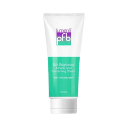 Lumen8 Lotion with Chromabright on white background