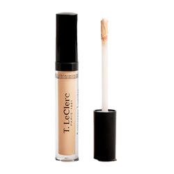 Luminous Correcting Concealer - Ambre (golden beige with warm undertones) on white background