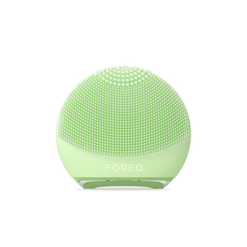 Foreo Luna 4 go - Evergreen on white background