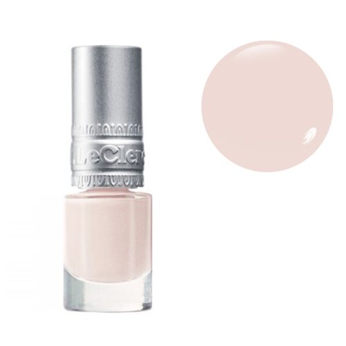 T LeClerc Nail Enamel 02 - Beige Ivoire on white background