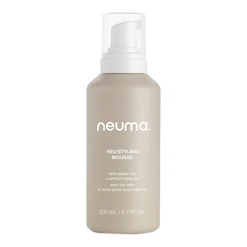 Neuma NeuStyling Mousse on white background