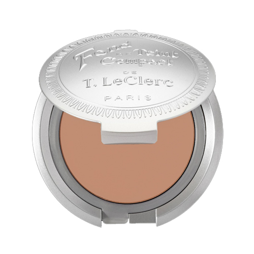 T LeClerc Powdery Compact Foundation 03 - Amande Poudre on white background