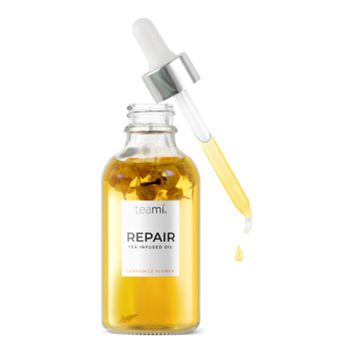 Teami Repair Facial Oil on white background