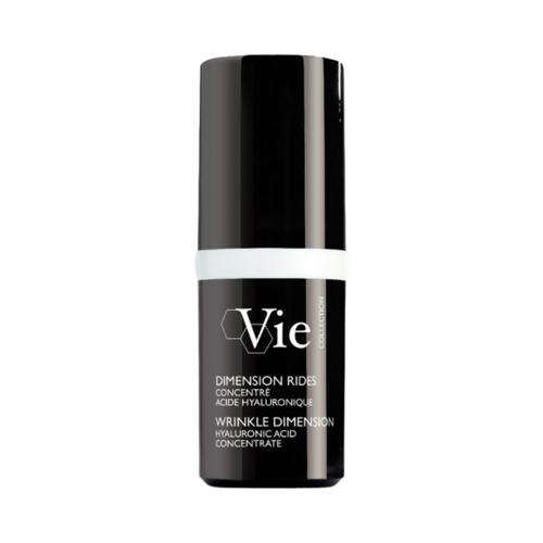 Vie Collection Retinopur Retinol Fluid on white background