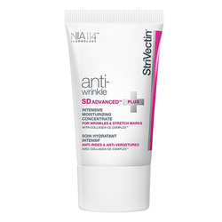 SD Advanced PLUS Intensive Moisturizing Concentrate on white background