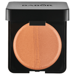 Satin Duo Bronzer on white background