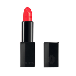 Sheer Lipstick Rouge Doux - 132 Rouge Grenelle on white background