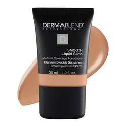 Smooth Liquid Camo Hydrating Foundation - 40C Sepia on white background