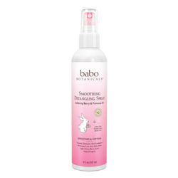 Smoothing Berry Primrose Detangling Spray on white background