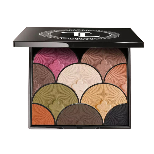 T LeClerc The Eventail Eyeshadow Palette - Starry Night (06 Nuit Etoilee) on white background