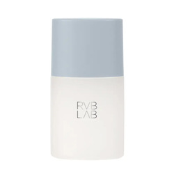 Twilight Blink Illuminating Face Primer on white background