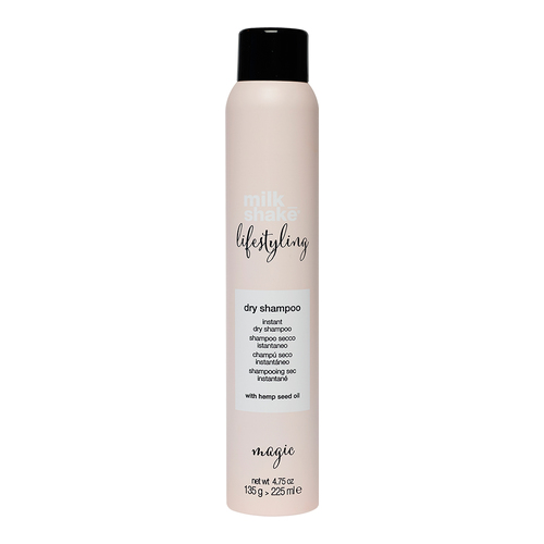 milk_shake Lifestyling Dry Shampoo on white background