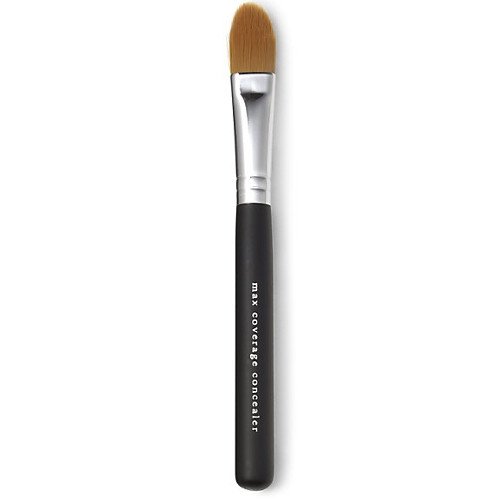 Bare Escentuals  bareMinerals Maximum Coverage Concealer Brush on white background